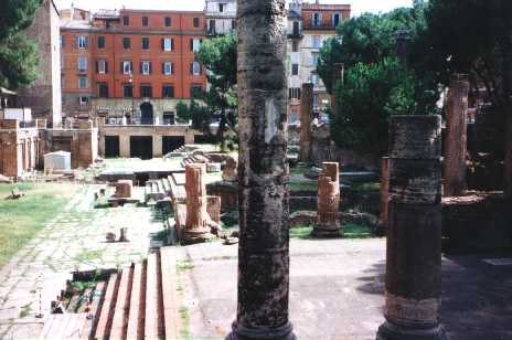 Largo di Torre Argentina